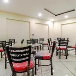 Fabhotel Alpine Inn