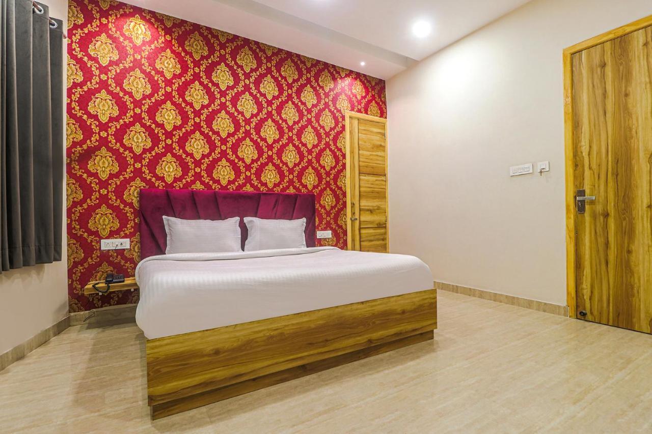 Fabhotel Alpine Inn