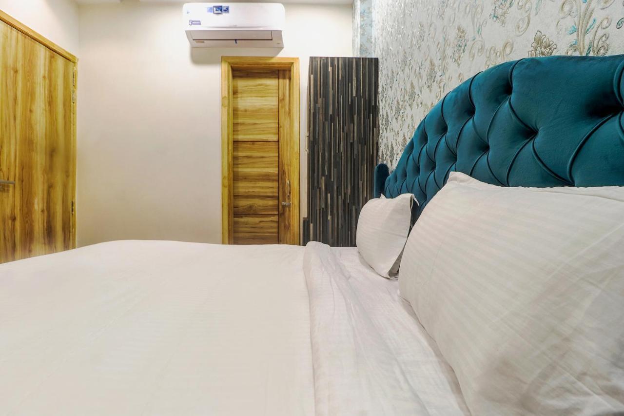 Fabhotel Alpine Inn Hotel 3*